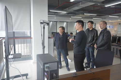 戴军主任走访企业2 戴军主任走访企业2