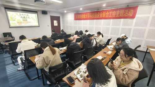 ef38813684b185700e3279a8f6693bcf